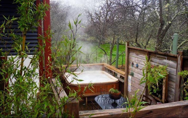 Sutton Spring Art Retreats Apartment Daylesford Luaran gambar