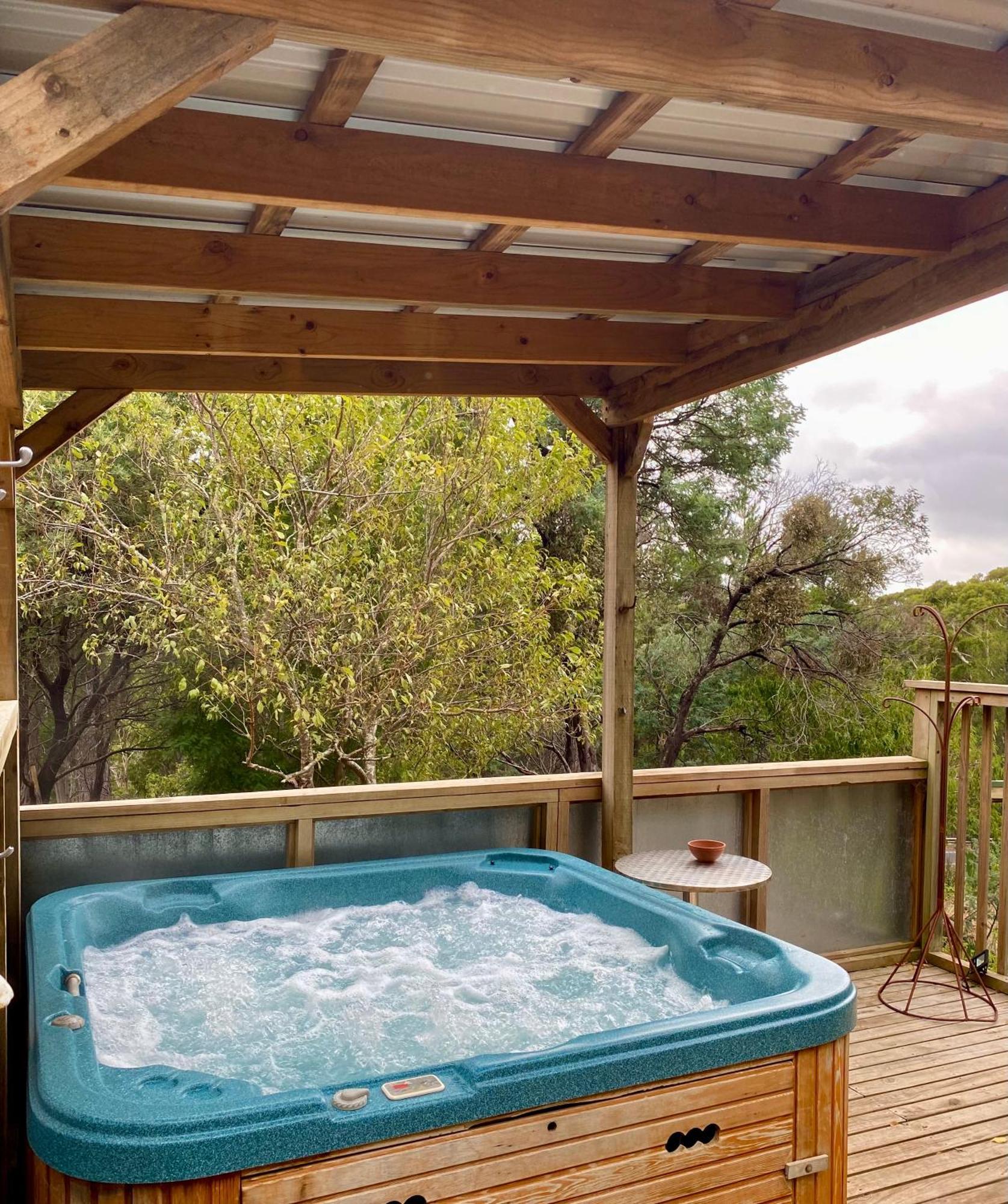 Sutton Spring Art Retreats Apartment Daylesford Bilik gambar