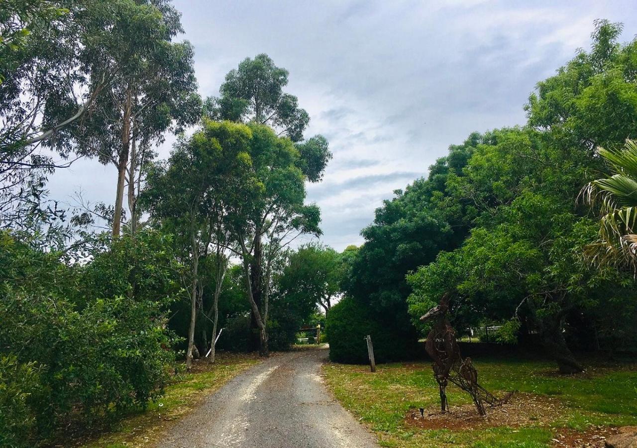 Sutton Spring Art Retreats Apartment Daylesford Luaran gambar